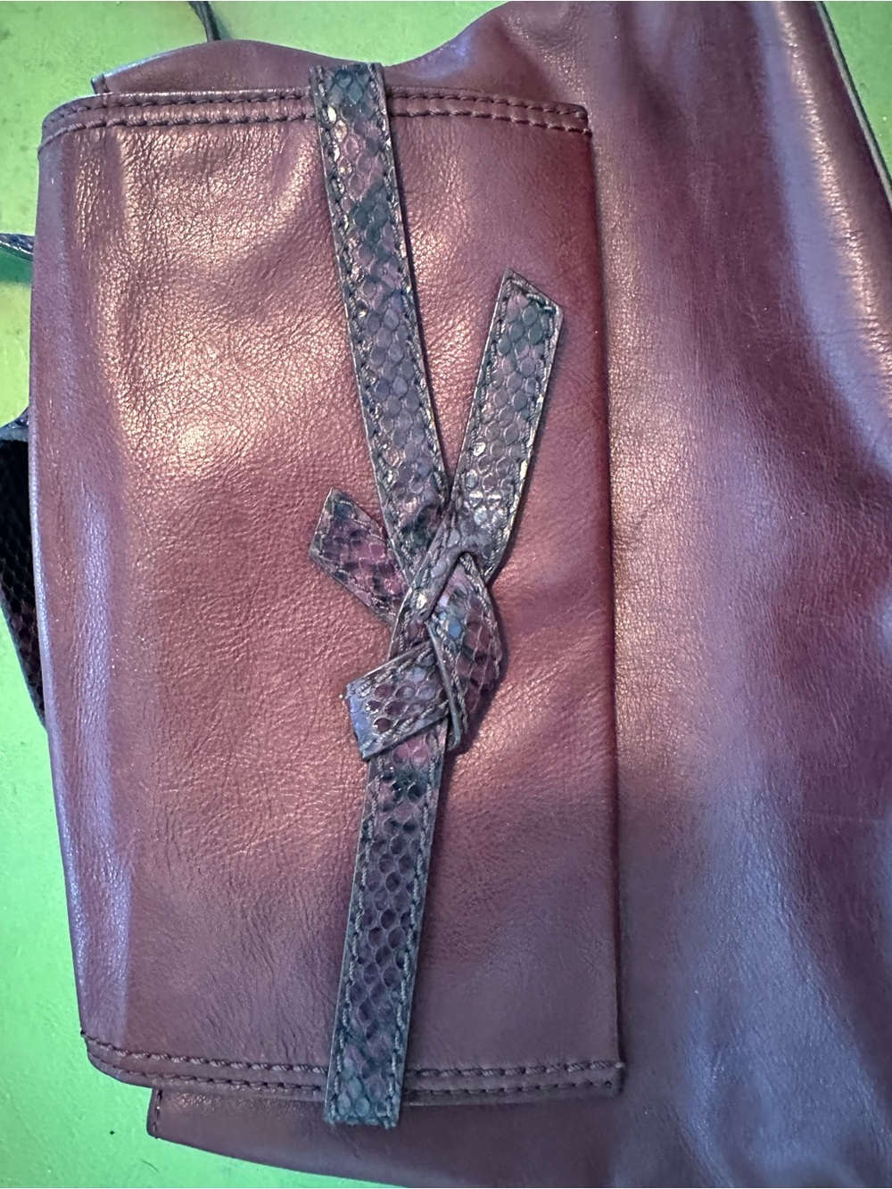 🍒 Fossil Willow Leather Crossbody Bag Burgundy Snake Skin trim - Picture 3 of 9